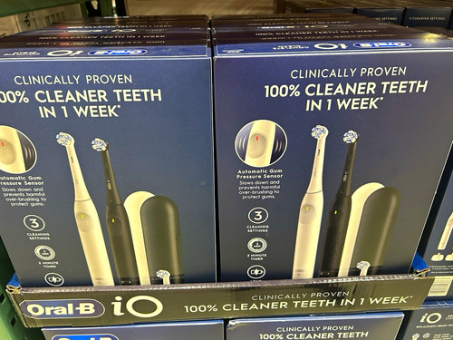 Oral electric toothbrush - oral-b,